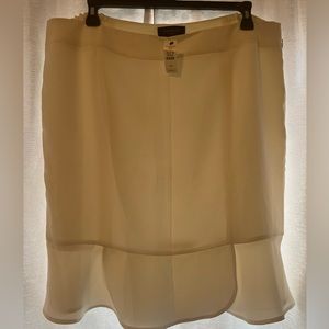 Talbots Ivory lined skirt. Size 20